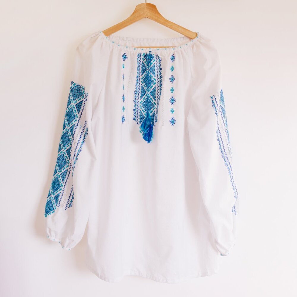 embroidery Ukrainian top